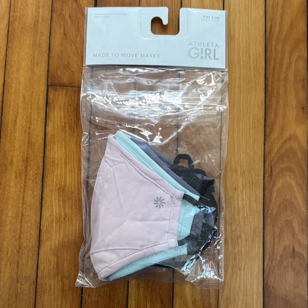 NWT Athleta Girl Pastel and Grey Kids Masks